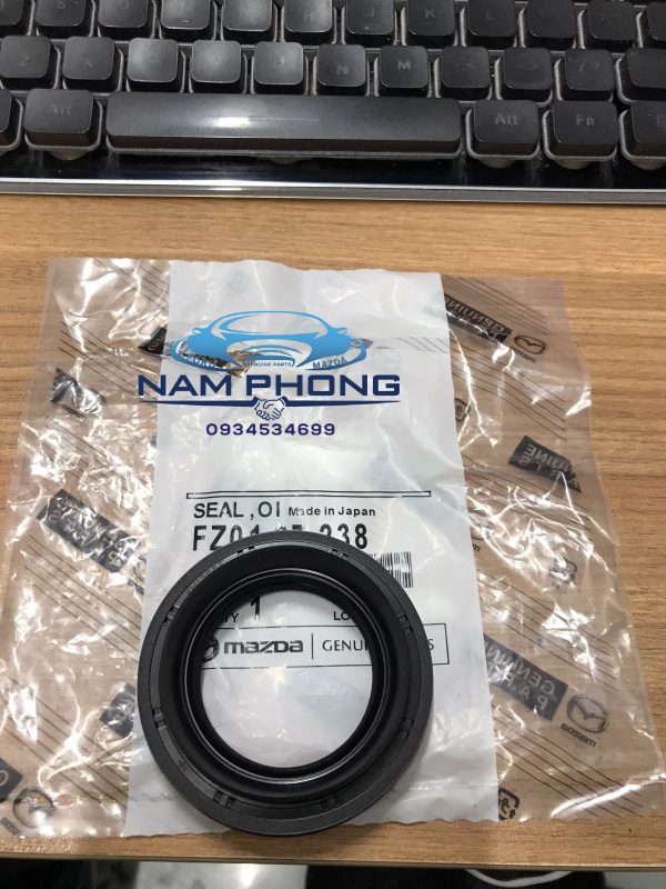 Phớt láp RH Mazda CX5 - 6 máy 2.5 - FZ0127238