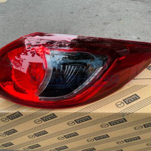 Đèn hậu miếng ngoài Mazda CX5 13-16 không led Xịn RH - KD5451150F