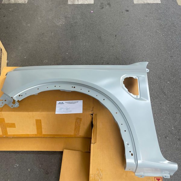 Tai xe LH Ford Ranger 2023 - 2024 - N1WZ16006E