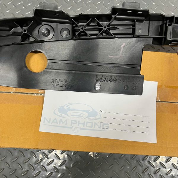 Nắp két nước Mazda 2 - 2020 - 2022 - DHN350720A