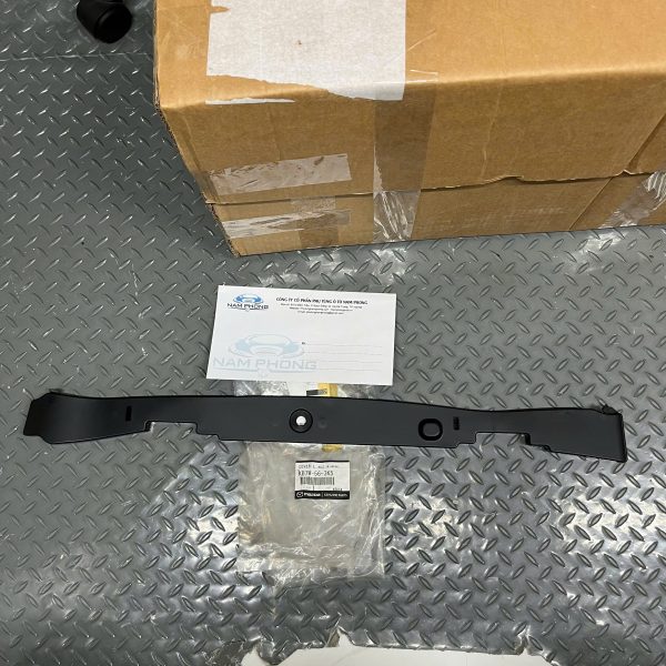 Nẹp giữa tai xe và cánh cửa Mazda CX5 2018 - 2022 - KB7W563K5
