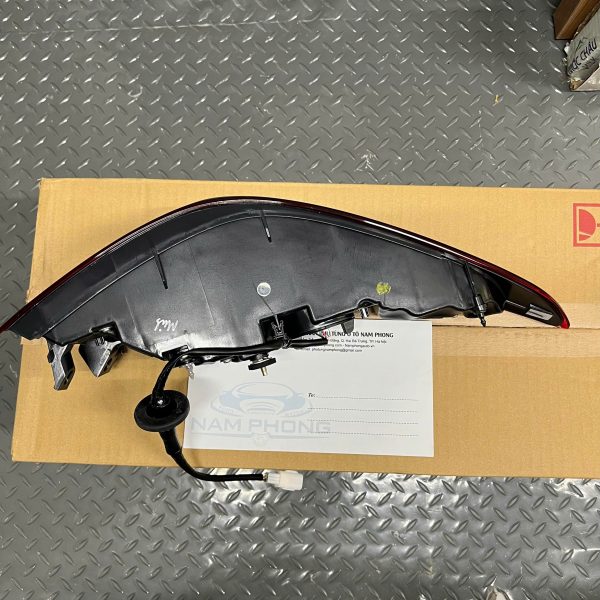 Đèn hậu miếng ngoài RH Mazda 3 2019 - 2021 ( led dài ) - B0J951150