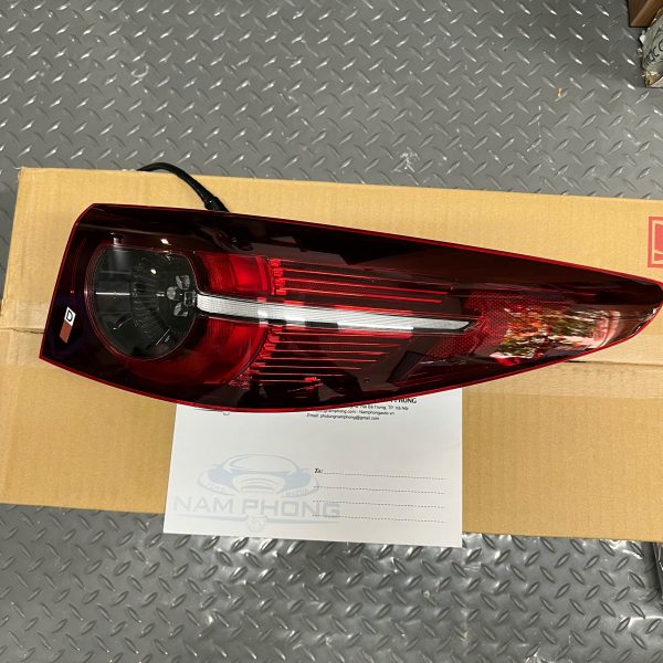 https://Đèn hậu miếng ngoài RH Mazda 3 2019 - 2021 ( led dài ) - B0J951150 youtu.be/shGF4aDCcI0
